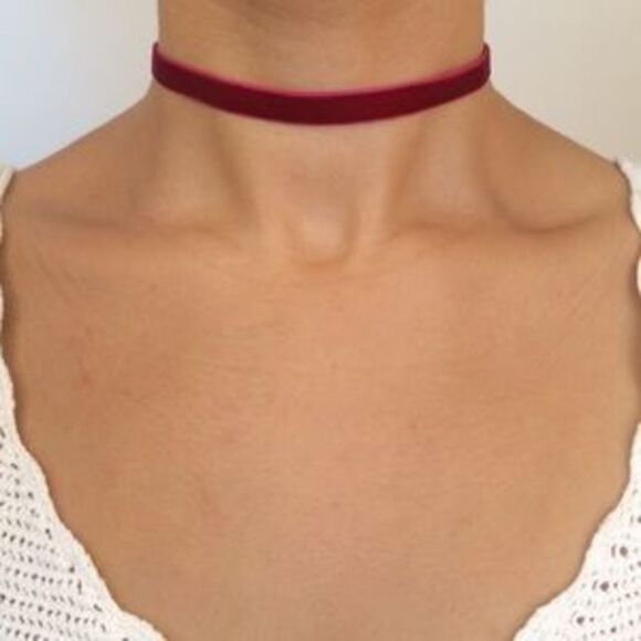 Sage & Pine Jewelry - NWT Maroon Burgundy Bordeaux Red Sexy Velvet Gold Choker Necklace